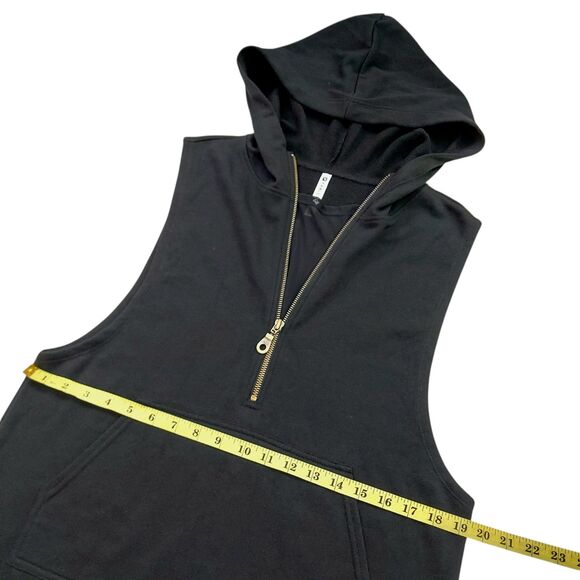 Fabletics Hooded Vest Womens Small Black Terrycloth 1/2 Zip Side Snap Athletic - Picture 11 of 11